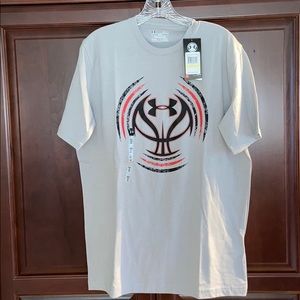 Men's under armour basketball tshirt